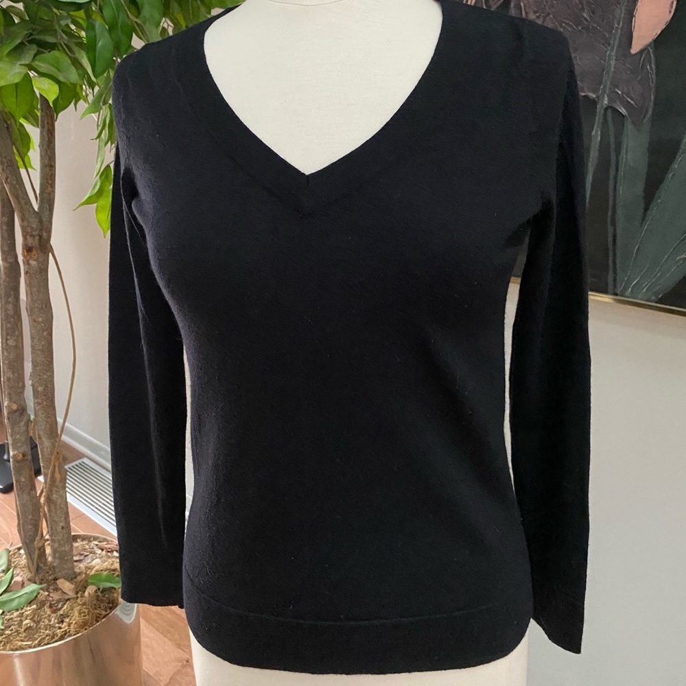 Club‎ Monaco Italian Wool Sweater